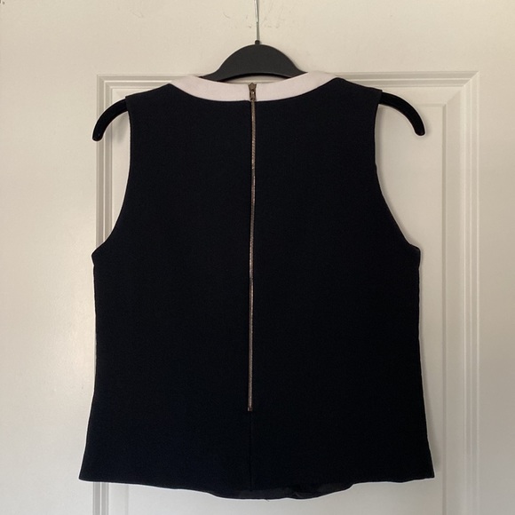 Black top - Judith & Charles - Picture 2 of 3